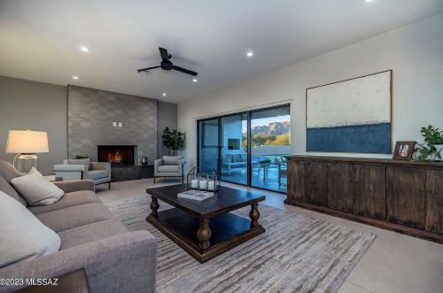 4917 Camino Arenosa, Tucson AZ  85718-6220 exterior