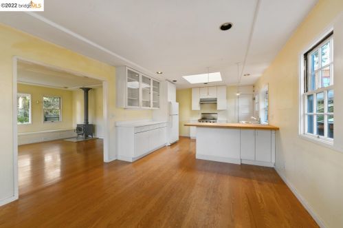 422 Colusa Ave, Berkeley CA 94707-1545 exterior