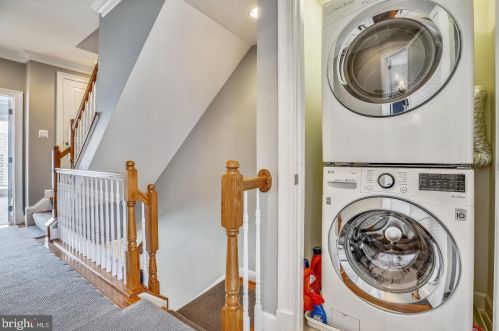 12458 Ansin Circle Dr, Rockville MD  20854-6900 exterior