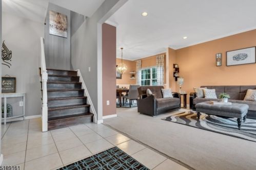 26 Francis Dr, Bridgewater NJ  08807-5714 exterior