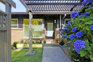 10040 35th Ave, Seattle, WA 98125-7805