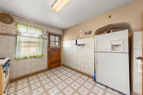 8450 Paulina St, Chicago IL 60620-4744 exterior