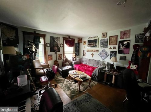 305 Cattell Ave, Camden NJ 08107-2334 exterior