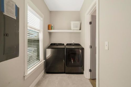 1863 Francis Ave, Atlanta GA  30318-2723 exterior