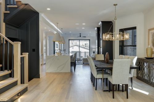 2637 Mozart St, Chicago IL  60647-1739 exterior