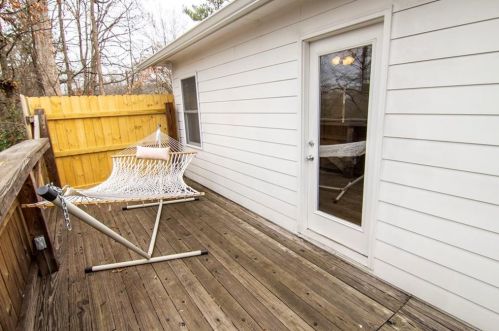 6688 Brandon Ml Rd, Atlanta GA 30328-2031 exterior