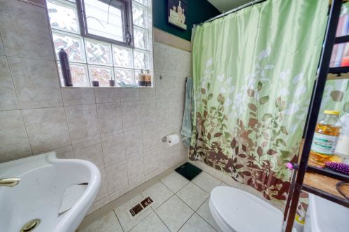 1000 8 Ave, Broadview IL 60153-1903 exterior