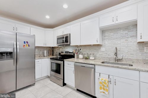 34 Elmira St, Washington DC 20032-5873 exterior