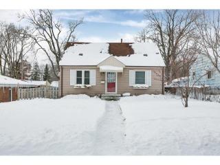 210 18th Ave, Hopkins, MN 55343-6908