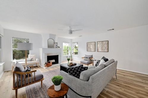 8029 Evadean Cir, Austin TX 78745-8004 exterior