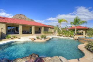 1923 Hillery Dr, Phoenix, AZ 85022-3908