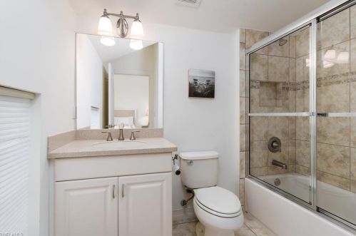 6545 Caldecott Dr, Naples FL 34113-3195 exterior