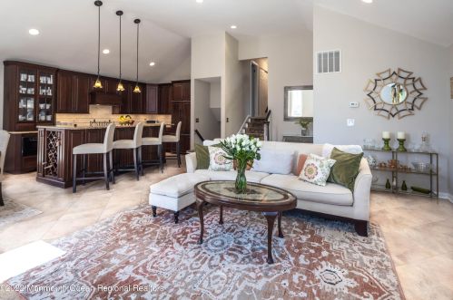 361 Dwight Rd, Middletown NJ 07748-3074 exterior