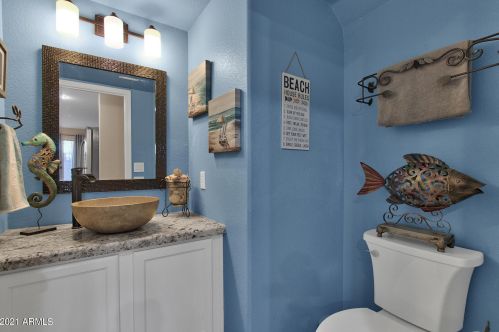 1097 Swan Dr, Chandler AZ 85286-7543 exterior