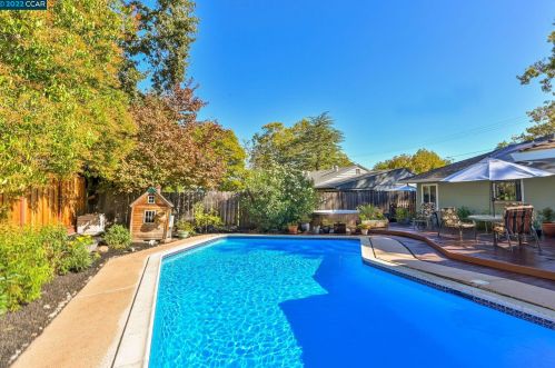 1948 Ardith Dr, Concord CA 94523-2803 exterior