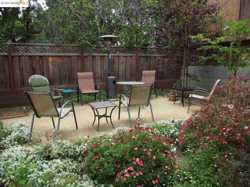 910 Colusa Ave, Berkeley CA 94707-2318 exterior