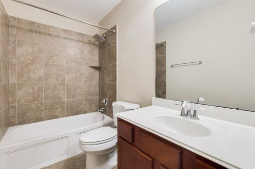 4731 Peninsula Gdn Way, Humble TX 77396-3055 exterior