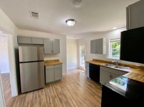 2548 Loy Lake Rd, Denison TX  75020-7144 exterior