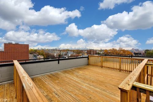 2423 Fullerton Ave, Chicago IL  60647-2680 exterior