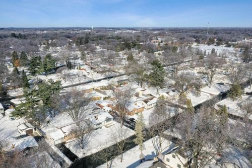 4785 Karen Pl, Saint Paul MN  55110-2933 exterior