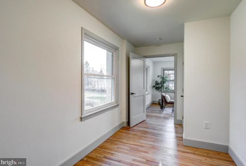 1303 Willow Street Pike, Lancaster PA  17602-4633 exterior