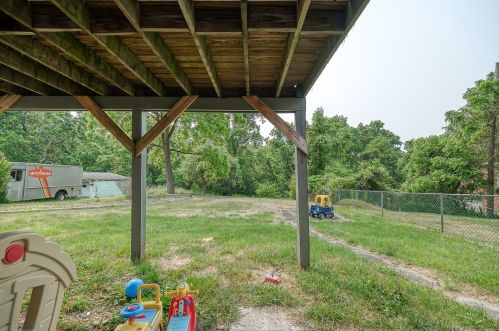 126 Tilford Rd, Pittsburgh PA 15235-2249 exterior