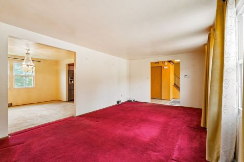 104 Mcalister Dr, Pittsburgh PA 15235-4055 exterior