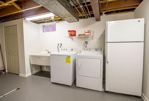 895 Parkside Ave, Elmhurst IL 60126-5027 exterior