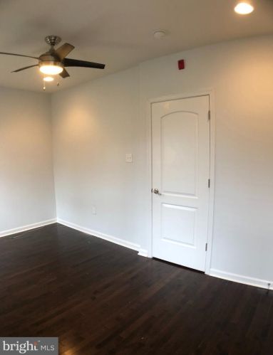 1321 Franklin St, Philadelphia PA  19122-4325 exterior