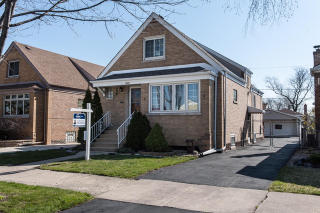 5651 Monitor Ave, Chicago IL  60638-3619 exterior