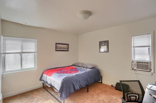 216 Castle Shannon Blvd, Pittsburgh PA 15228-2233 exterior