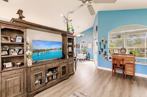 972 Haas Ave, Fort Pierce FL  34953-5611 exterior