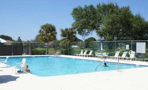 1331 Peppertree Trl, Fort Pierce FL  34950-5250 exterior