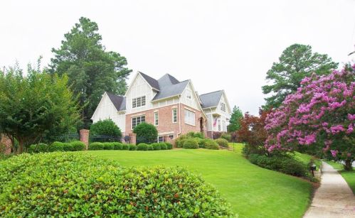 781 Morningside Dr, Atlanta GA  30324-5276 exterior