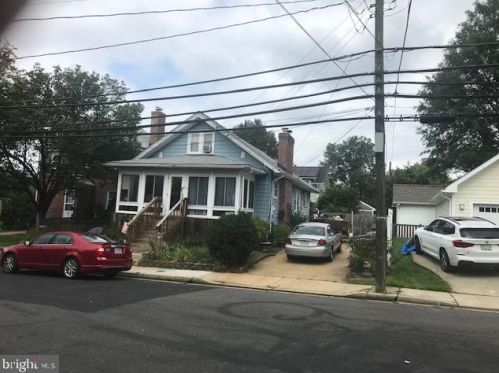 2911 7th St, Arlington, VA 22204-2436