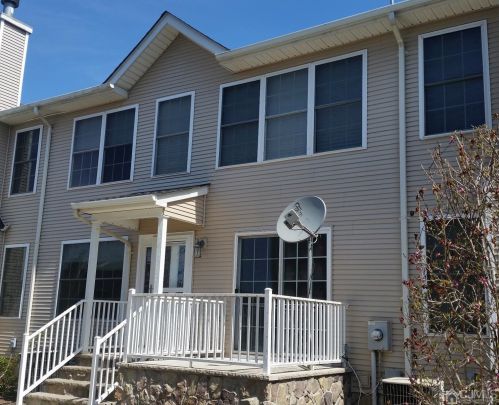 14 Lackland Ave, Piscataway NJ  08854-6661 exterior