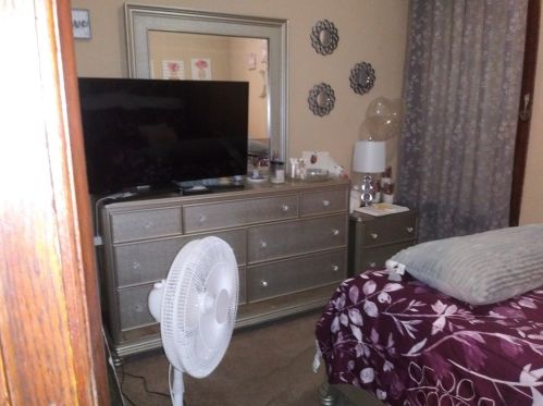 1520 Hamlin Ave, Chicago IL 60651-2146 exterior