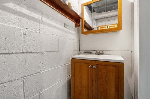 356 Spring Valley Rd, Pittsburgh PA  15243-1418 exterior