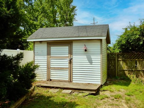 22361 Happy Dr, Cassopolis MI  49031-9700 exterior