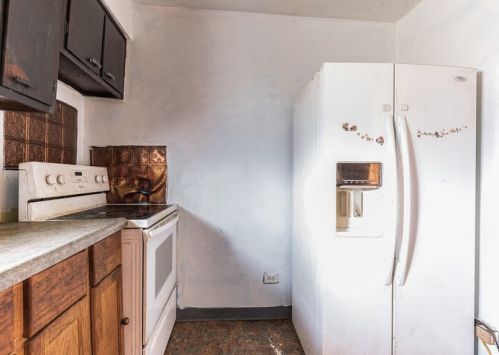 355 101 St, Chicago IL 60628-2218 exterior