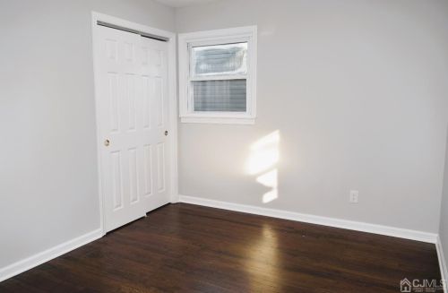 38 Wall St, Metuchen NJ  08840-2858 exterior