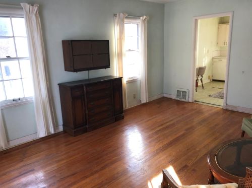 1629 Montague Ave, Meskegon MI 49441-3160 exterior