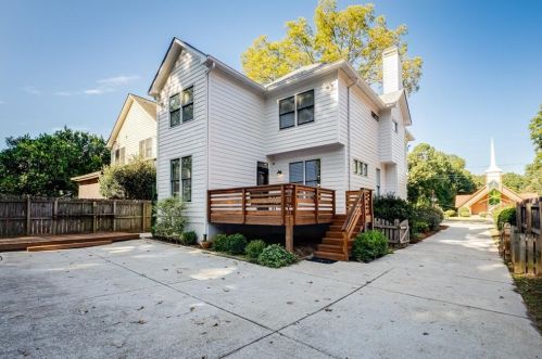 1625 Flat Shoals Rd, Atlanta GA  30349-6151 exterior