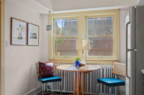 2414 Jarvis St, Milwaukee WI  53211-2128 exterior