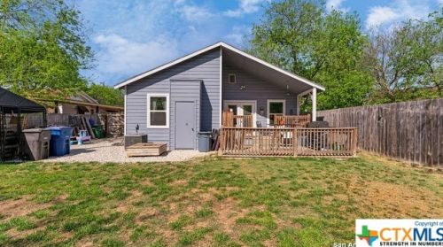 1000 Pne St, San Antonio TX 78202-2327 exterior