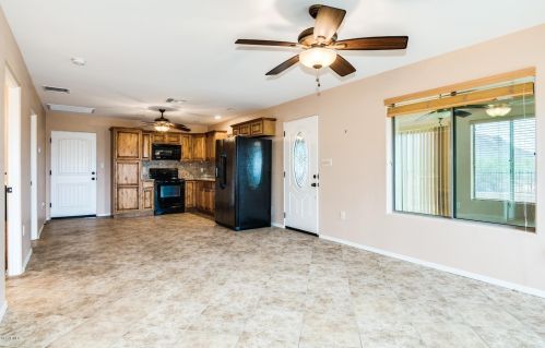 43928 20th St, Phoenix AZ 85006-2323 exterior