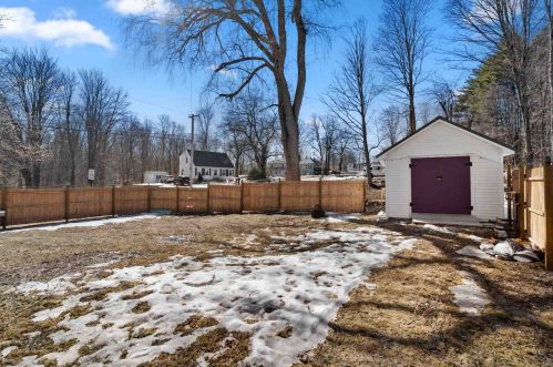 64 Elm St, Concord NH 03303-3324 exterior