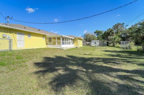 2503 21st Ave, Tampa FL 33605-2302 exterior