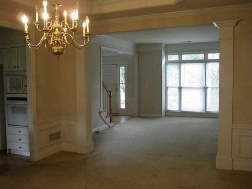 2323 Briarleigh Way, Atlanta GA  30338-7005 exterior