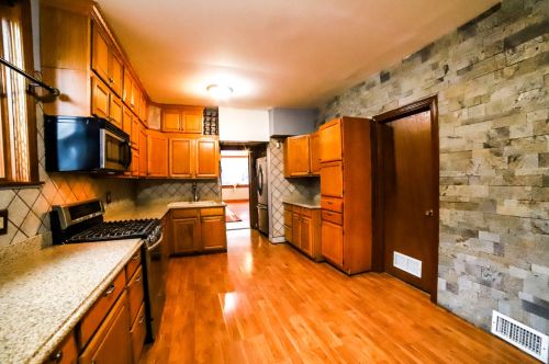 1859 Dickens Ave, Chicago IL 60647-3425 exterior